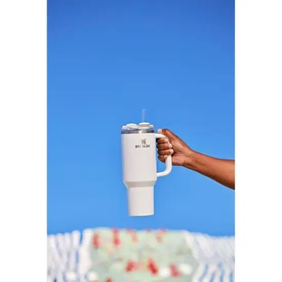 Stanley 40oz Stainless Steel H2.0 FlowState Quencher Tumbler image {4}