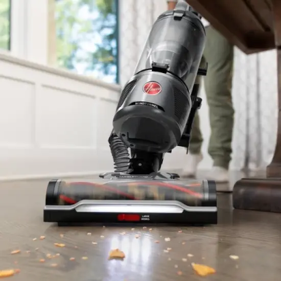 Hoover WindTunnel with Tangle Guard Upright Vacuum image {4}