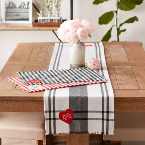 Dii Heart Xoxo Plaid Table Runner 14X72 image {5}