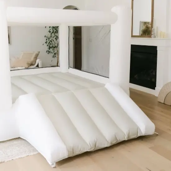 SMOL 8' x 8' Inflatable Bounce House - Neutral Tumblr image {1}