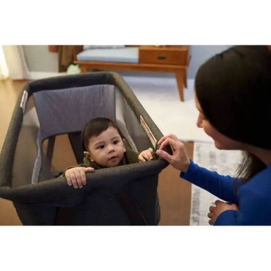 Safety 1st Slumber-and-Play Bassinet - Smoked Pecan image {17}