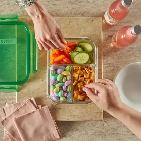 Pyrex 3.8 Cup 3 Compartment Rectangular MealBox Glass Food Storage Container image {5}