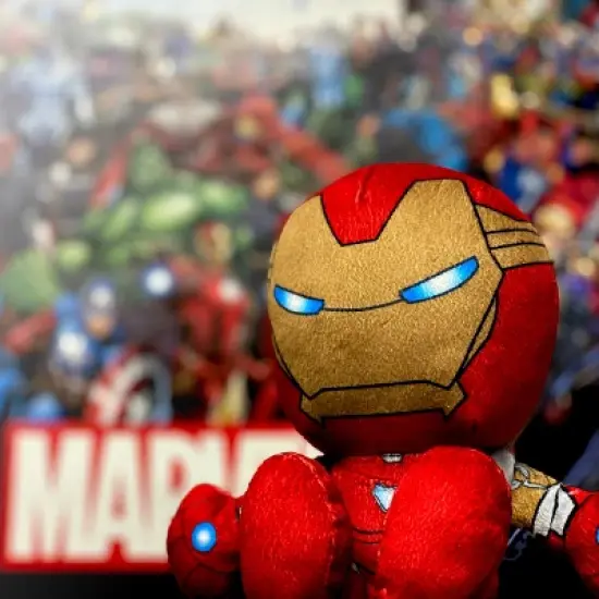 Bleacher Creatures Marvel Iron Man 8" Kuricha Sitting Plush image {3}