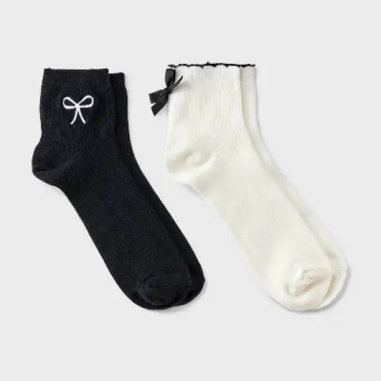 Women's Scallop Edge Bow Ultra Soft Rib-Knit 2pk Ankle Socks - Auden&trade; Ivory/Black 4-10 image {3}