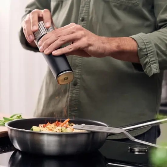 ZWILLING Spices Upside-Down Manual Spice Mill image {1}