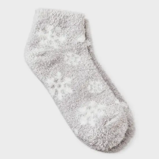 Women's Snowflake Cozy Low Cut Socks - Auden&trade; 4-10 image {5}