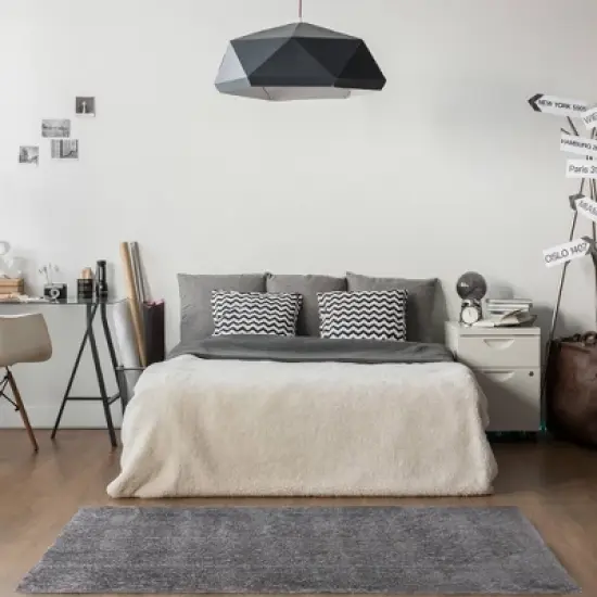 4'3"x5'7" Shag Rug - Gertmenian image {2}