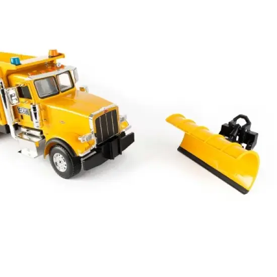 ERTL 1/16 Big Roads DOT 367 Peterbilt with Snowplow 47271 image {3}