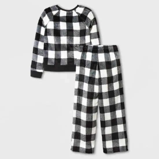 Girls' 2pc Plaid Cozy Pajama Set - Cat & Jack&trade; image {1}