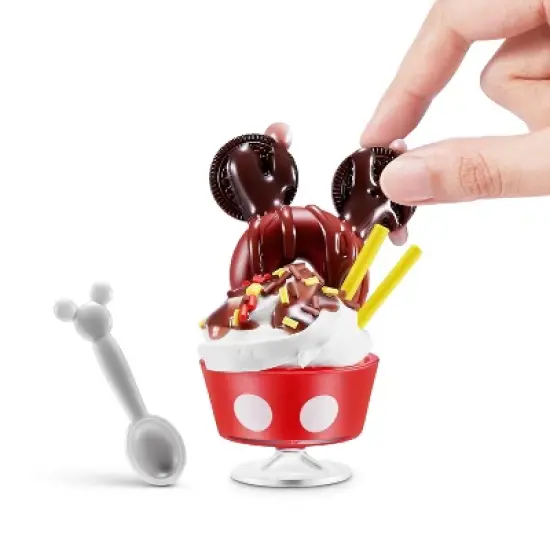 Mini Brands Disney Create Series 1 Capsule: Includes Mini Figure, Plastic Material image {4}