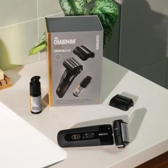 Manscaped The Chairman Pro Essentials Kit, Electric Foil Face Shaver and SkinSafe Stubble Trimmer with Soothing Aftershave Serum image {3}