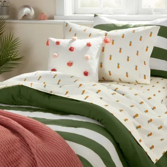 Pineapple Cotton Kids' Sheet Set - Pillowfort&trade; image {1}