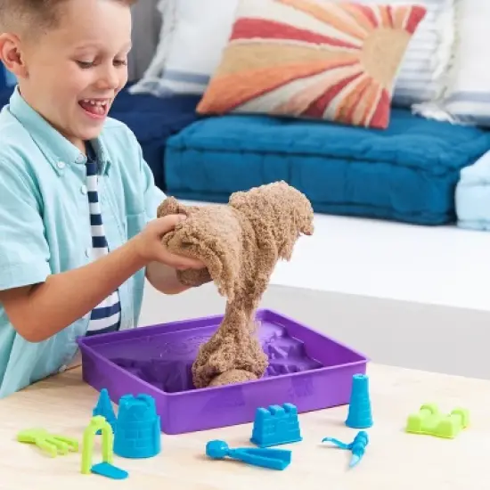 Kinetic Sand Beach Castle Playset image {4}