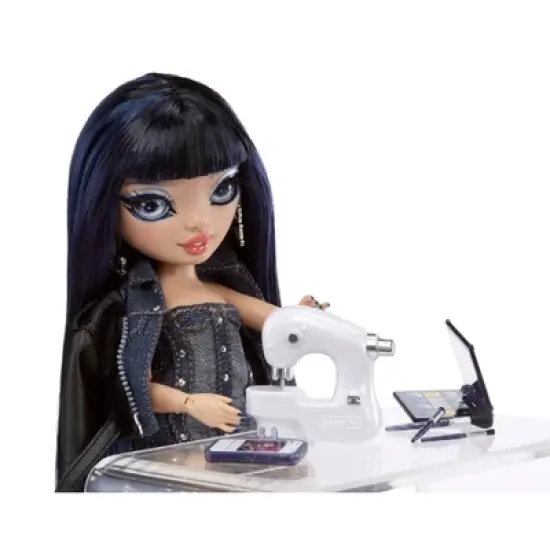 Rainbow High Kim - Denim Blue Fashion Doll image {3}