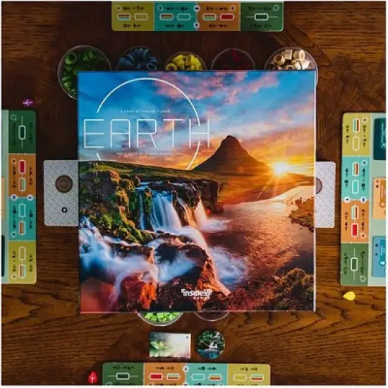 Asmodee Earth Board Game: Creative Thinking, Problem Solving, Geography, 1-5 Players, 40-80 Minutes Playtime image {1}