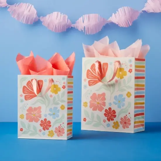 Small Gift Bag Floral on Cream - Spritz&trade; image {1}