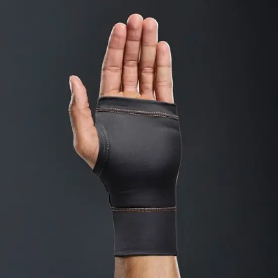 Tommie Copper Sport Compression Wrist Sleeve image {8}