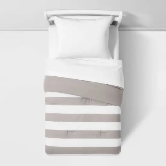 Rugby Striped Kids' Comforter Set - Pillowfort&trade; image {4}