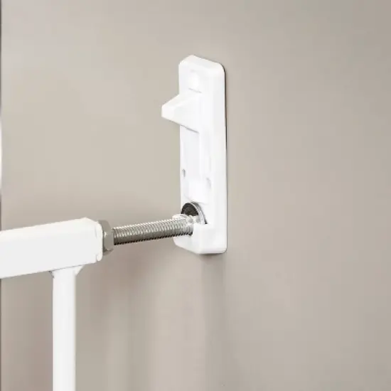 Carlson Maxi Gate with Door for Dog Crate - White image {3}