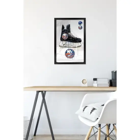 Trends International NHL New York Islanders - Drip Skate 21 Framed Wall Poster Prints image {5}