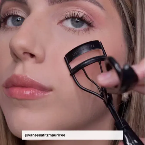 JAPONESQUE Pro Performance Eyelash Curler image {9}