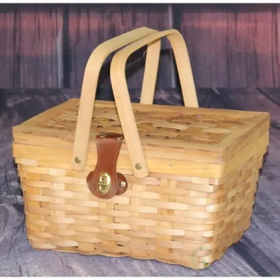 Vintiquewise Picnic Basket Gingham Lined with Folding Handles image {6}