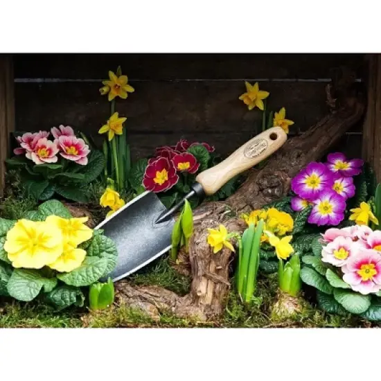 Tierra Garden Trowel image {3}