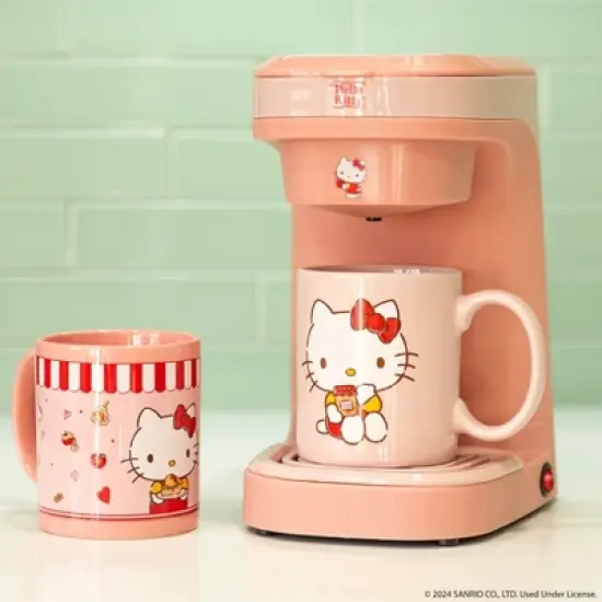 Uncanny Brands Hello Kitty Single Cup Coffee Maker Gift Set with 2 Mugs image {10}