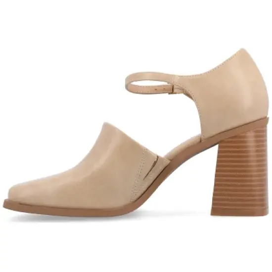 Journee Collection Medium and Wide Width Women's Tru Comfort Foam&trade; Bobby Pumps image {1}