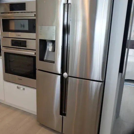 Qdos Adhesive Fridge/Freezer Lock - Chrome image {2}