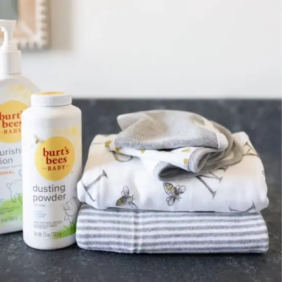 Burt's Bees Baby&reg; Set of 2 A-Bee-C Hooded Towels - Gray image {2}