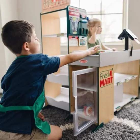 Melissa & Doug Fresh Mart Grocery Store image {5}