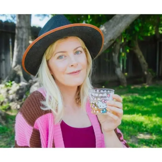 Silver Buffalo Sanrio Hello Kitty Pink Dots 18-Ounce Glass Pitcher and 8-Ounce Cup image {7}