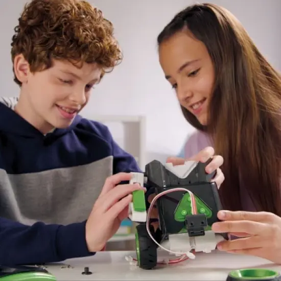 Robotics: Smart Machines - Sidekick image {6}