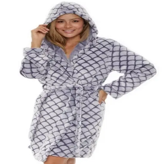 Women's Warm Soft Plush Fleece Bathrobe with Hood, Knee Length Hooded Robe, Seashell Scalloped image {7}