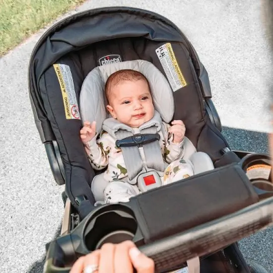 Chicco KeyFit 30 ClearTex Infant Car Seat image {8}