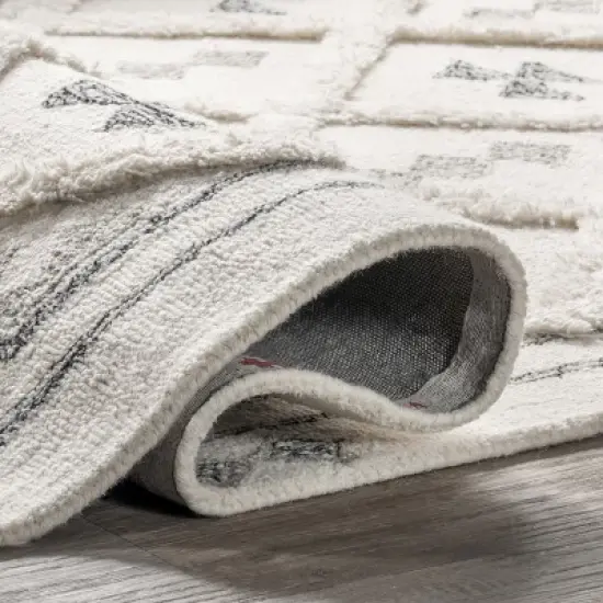 Nadette Geometric High/Low Wool Area Rug image {3}