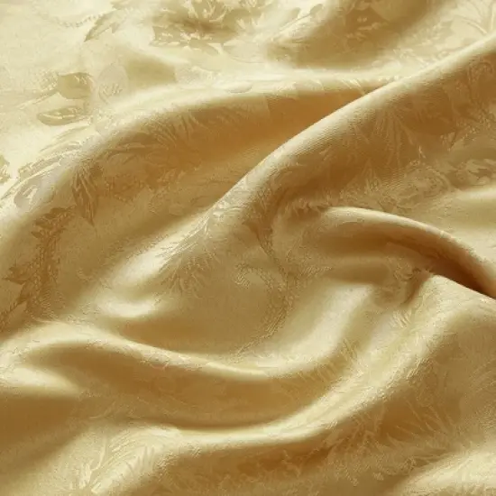 Elrene Poinsettia Elegance Jacquard Holiday Tablecloth - Elrene Home Fashions image {2}