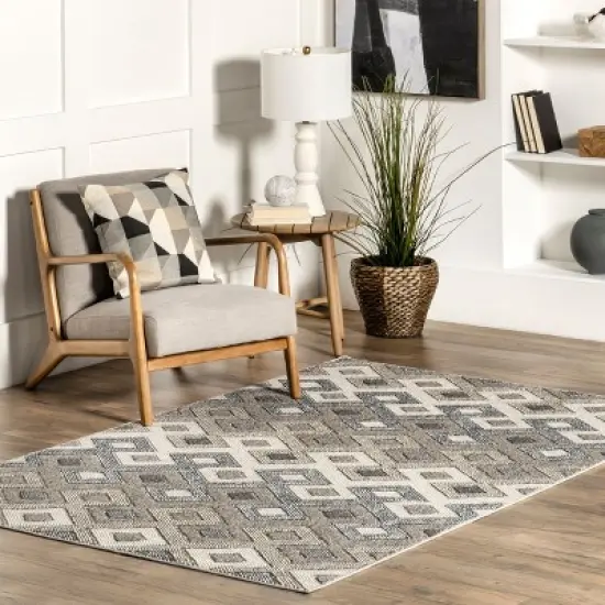 Nuloom Kris Transitional Diamond Indoor/Outdoor Patio Area Rug, 4' x 6', Gray image {1}