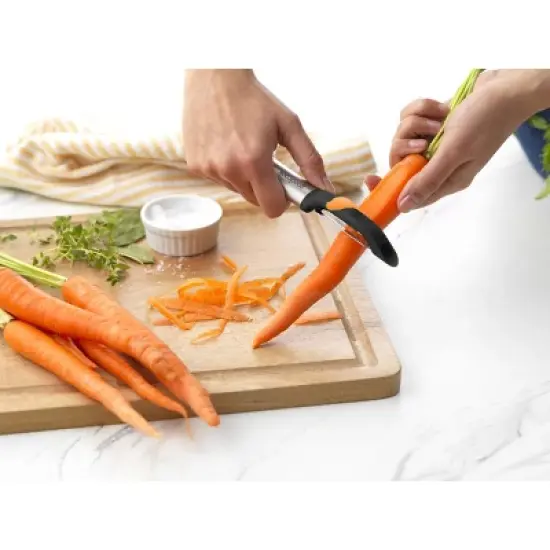 GoodCook Ready Swivel Peeler: Stainless Steel Vegetable, Carrot & Potato Peeler, Dishwasher-Safe, Black Handle image {3}