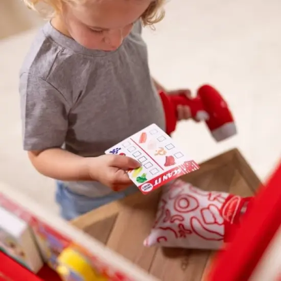 Melissa & Doug Wooden Scan It! Shop Mart Play Set With Electronic Scanner And Wooden Play Food To Scan: Toy Kitchen with Creative Accessories image {4}