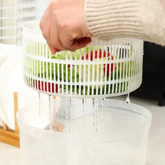 Fortune Candy 3L Multifunctional Vegetable Spinner and Grater, Compact Salad Strainer Bowl for Quick Prep, Easy to Clean, Lightweight Kitchen Gadget image {5}