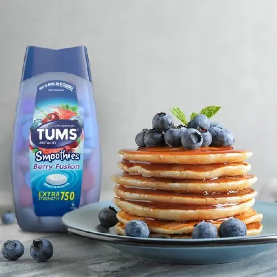 TUMS Extra Strength Antacid Smoothies Berry Fusion Chewable Tablets image {1}