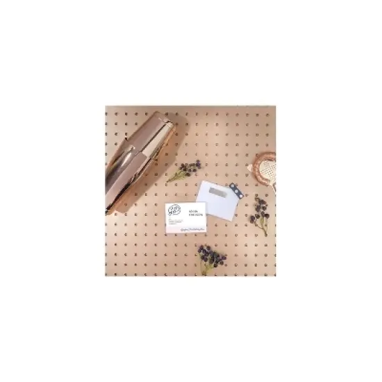 Avery Magnet Name Badge Kit White 48/Box (8781) image {1}