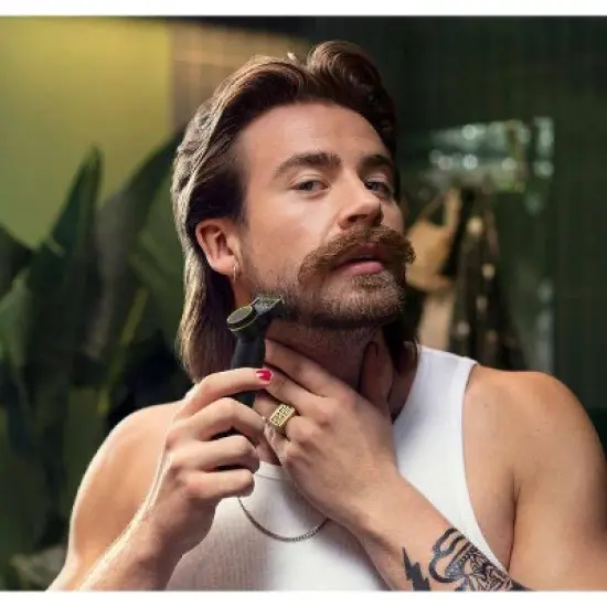 Philips Norelco OneBlade 360 Pro Face & Body Trimmer image {9}