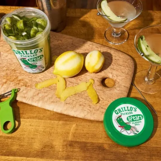 Grillo's Pickles Classic Dill Pickle Spears - 32 fl oz image {10}