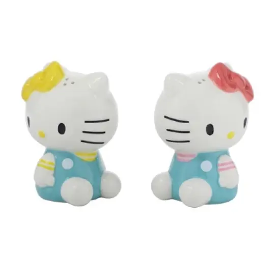 Hello Kitty Set of Ceramic Salt and Pepper Shakers image {2}