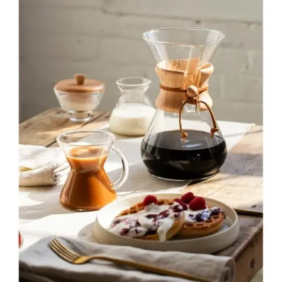 Chemex Pour-Over Glass Coffeemaker - Classic Series - 6-Cup - Exclusive Packaging image {2}