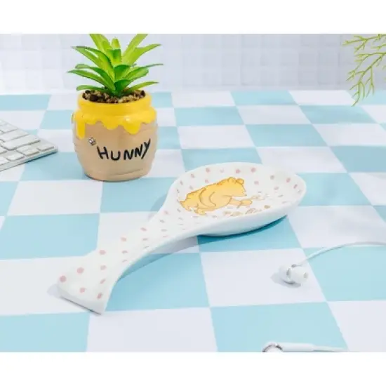 Silver Buffalo Disney Winnie the Pooh and Piglet Ceramic Spoon Rest image {3}