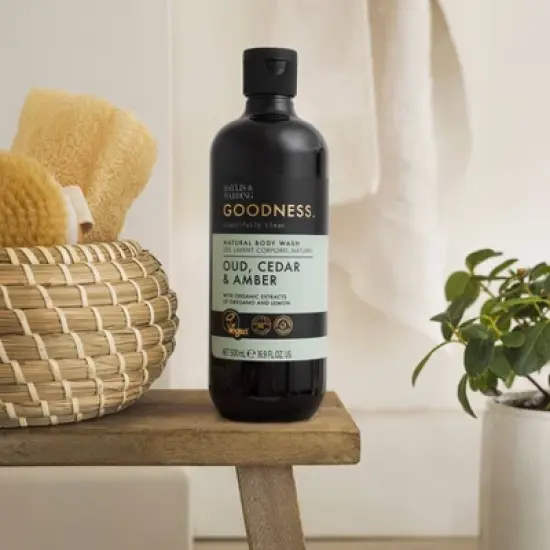 Baylis & Harding Goodness Oud Cedar & Amber Body Wash - 16.9 fl oz image {2}